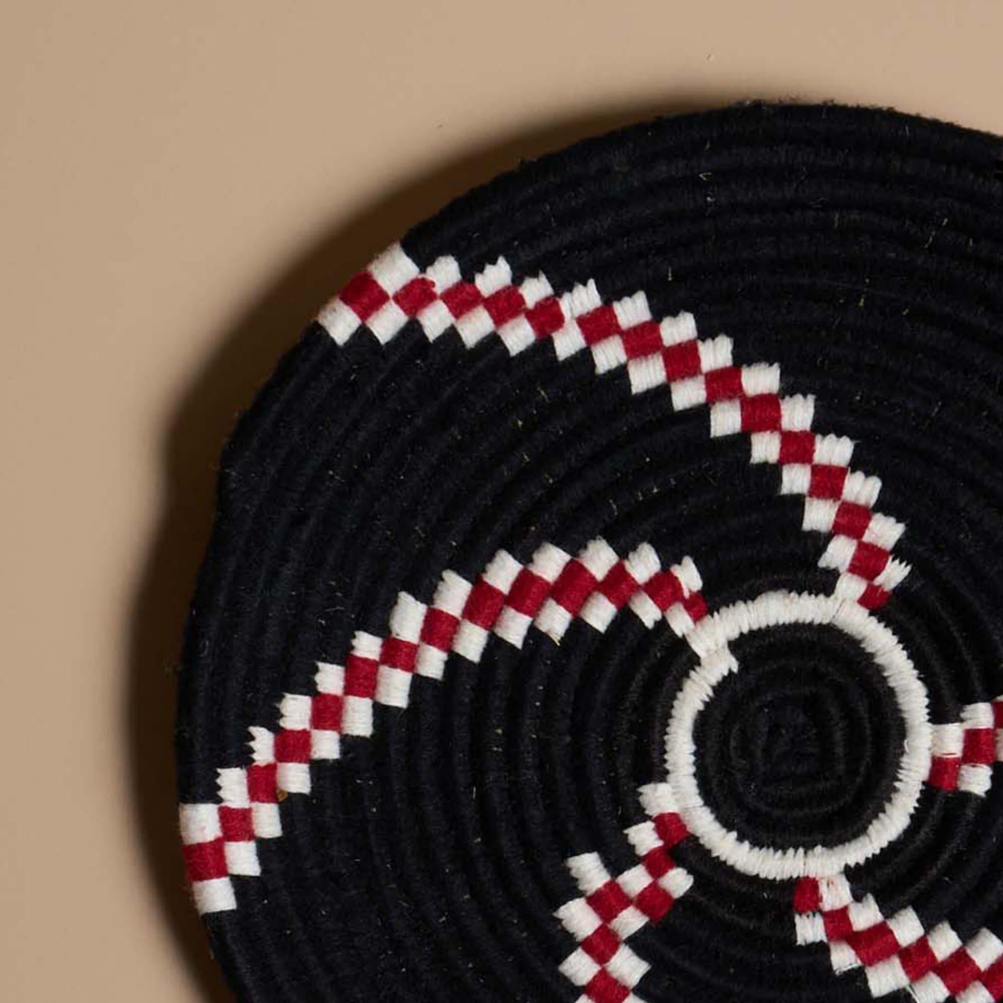 Oum_shooting fotografico 14.11.20240473-2 copia Oum_shooting fotografico 14.11.20240473-2 copia